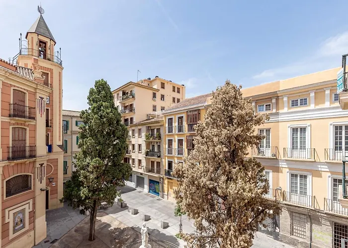 Gran Apartamento En El Centro Historico Con Parking Gratuito 4 Habitaciones Por Keywise Málaga