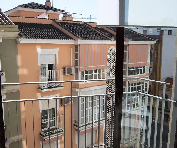 Luminoso Y Coqueto Apartamento En Málaga