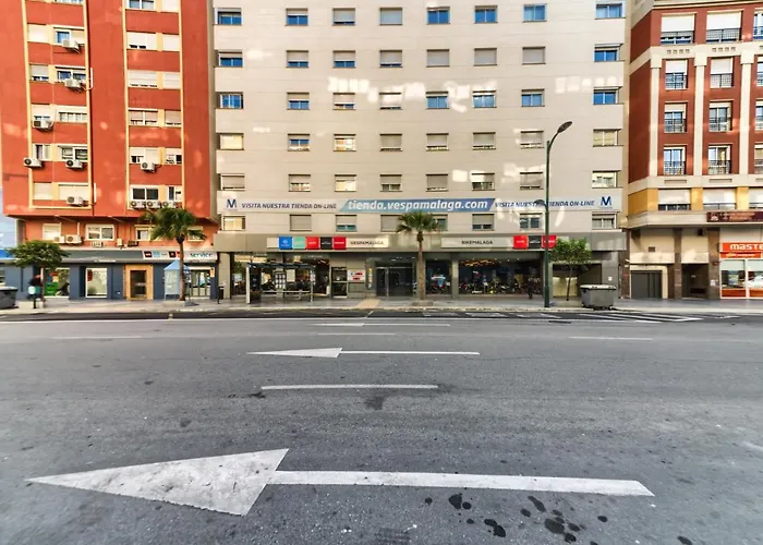 Holidays2Malaga Salitre cerca Estacion AVE&Fibra Wifi