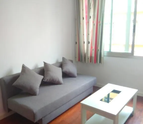APTO PLAZA MERCED apartamentos Málaga