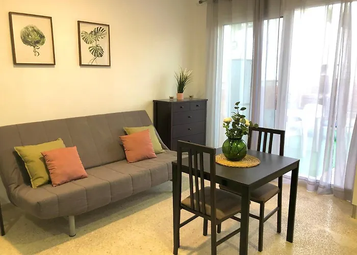 Apartamento con piscina en Ciudad Jardín Málaga
