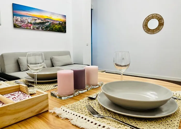 Marinac3 Precioso apartamento con patio en el centro histórico de Málaga