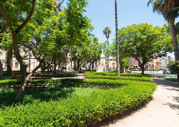 Capuchinos Center Apartment - Parking Free&Pet Friendly Málaga