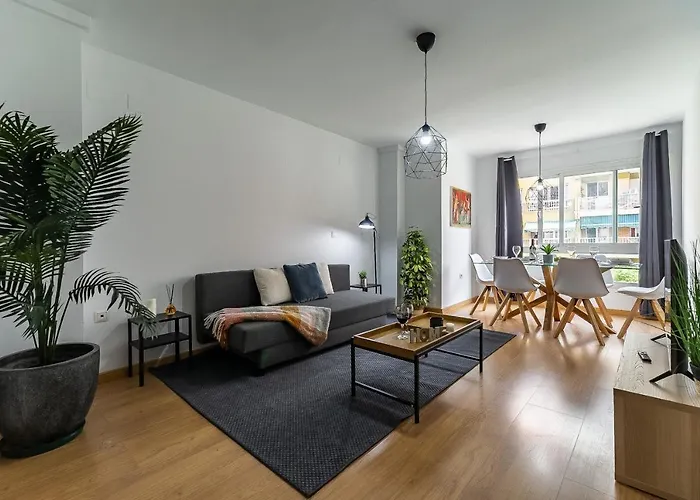 Premium El Palo Apartment Near The Beach With Parking Málaga