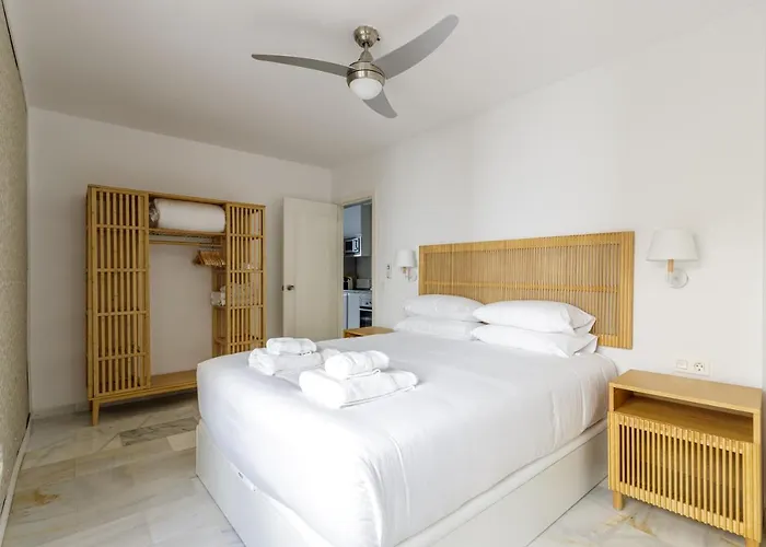 Caleta Homes - Apartamentos Pompidou Málaga