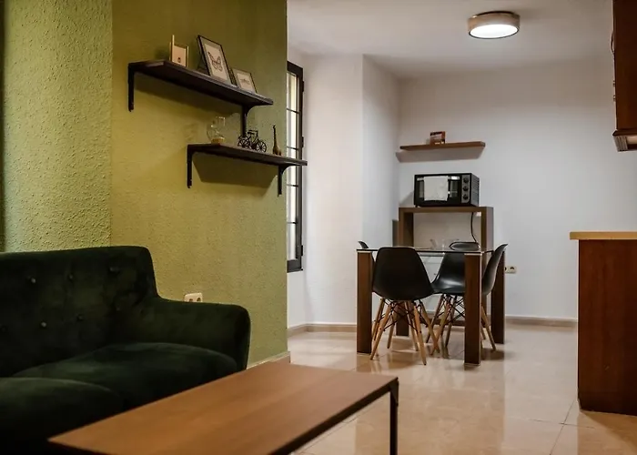 Lazcano Málaga by DV Properties