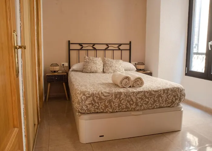 Lazcano Málaga by DV Properties