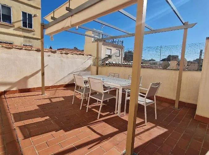 3 rooms con parking y terraza en c Marmoles Málaga