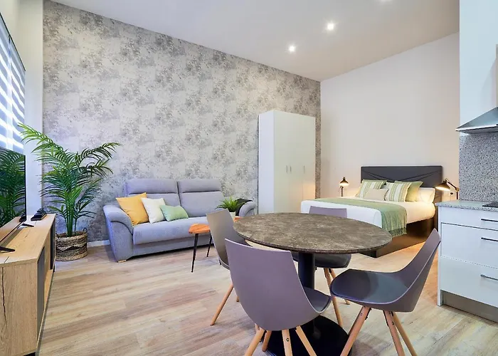 Del Parque Flats Estudio Capuchinos Málaga