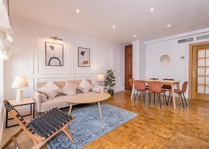 Apartamento BHost- Especeria Historic Center Málaga