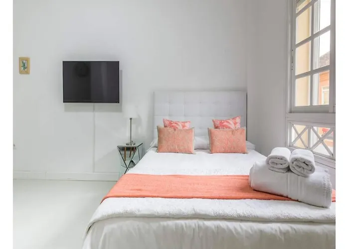 Lovely Studio At The City Heart! Málaga