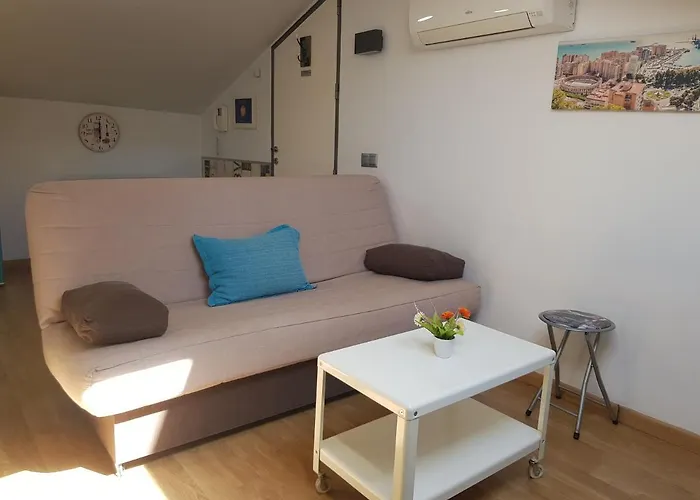 Apartamentos Momas La Casa De Mamá Málaga