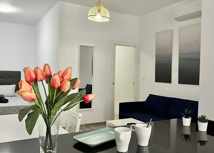 Los Tilos Suites-Vialia Málaga