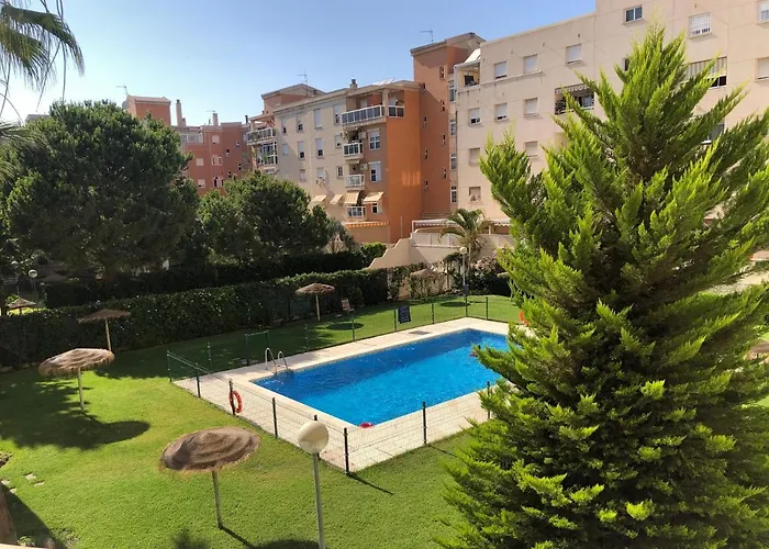 Apartamento Teatinos Pool Málaga