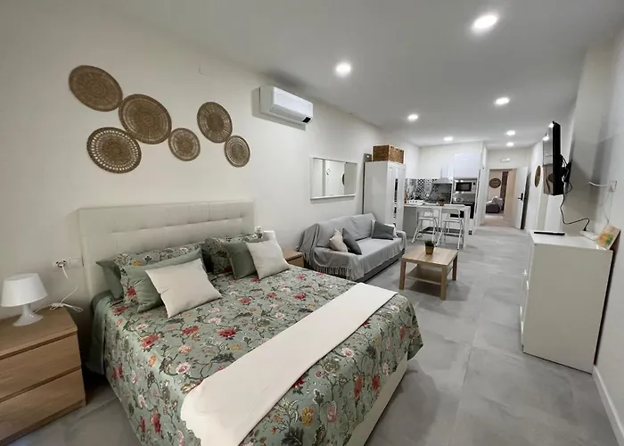 Centro Estudio Trinidad Málaga 3