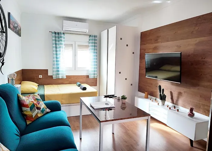 Bright&quiet studio in Málaga