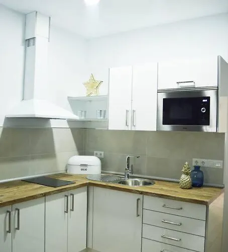 Apartamento Ana'S Cerca Del Parque Tecnologico Málaga