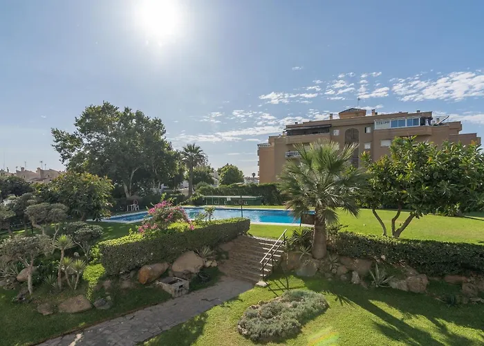 Suite Homes Hesperides Garden Beach Málaga