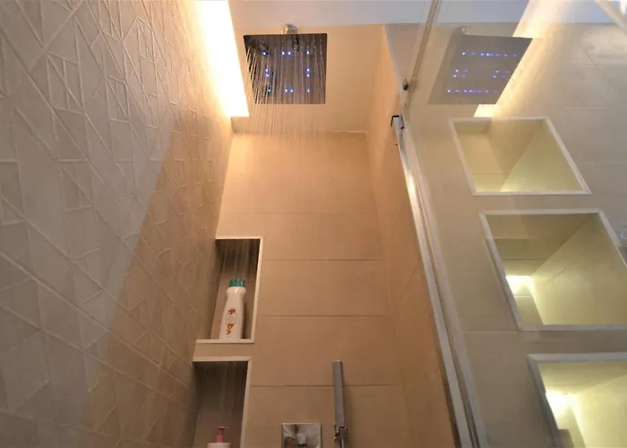 Apartamento BIBLIOTECA DE LUJO EN EL CENTRO HISTORICO DE MÁLAGa