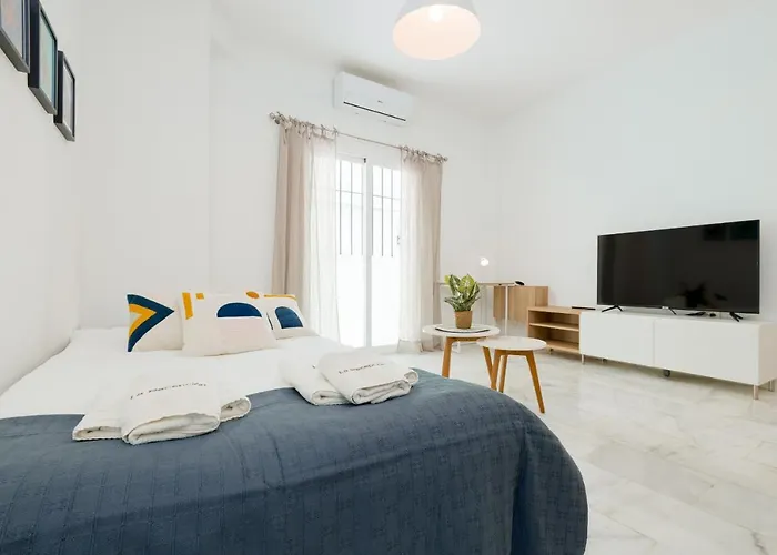 C33 Cosy 1 Bedroom Near City Center Málaga