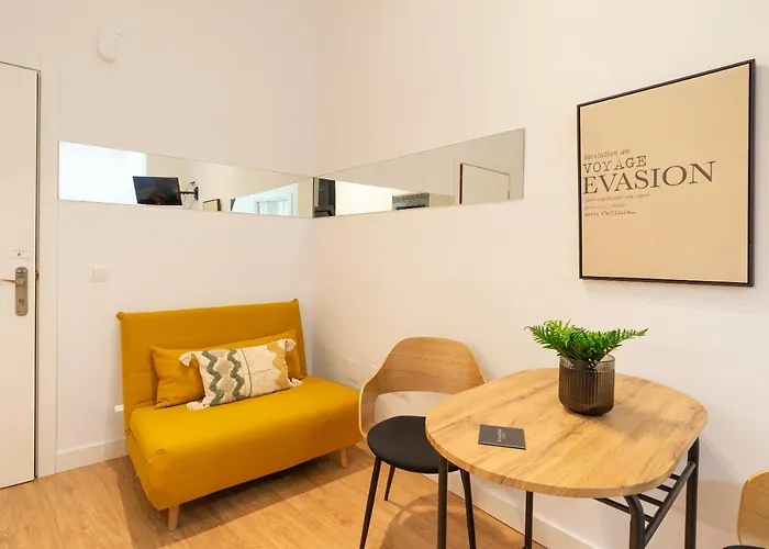 Santos Thyssen By Ele Apartments Málaga