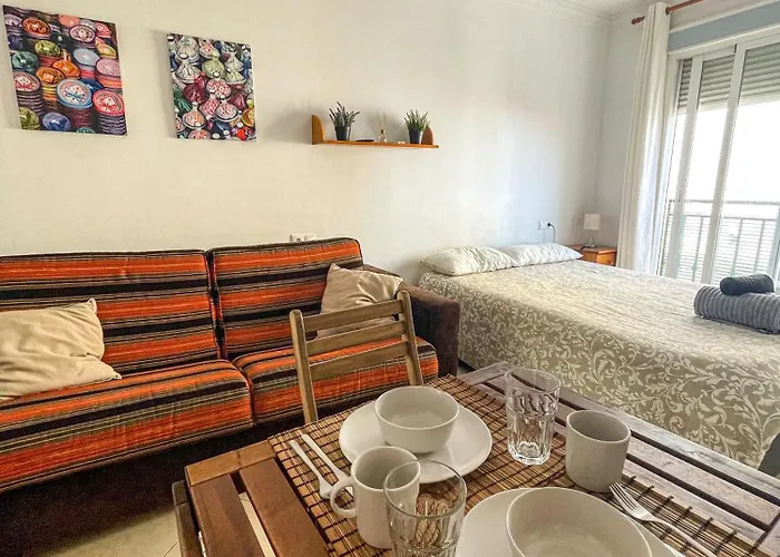 Apartamento Couples Nest In Malaga!