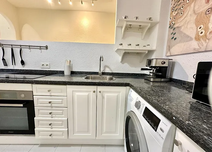 Urbe10 Ferrandiz 2 Bedrooms Apartment Málaga