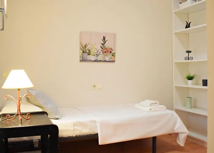 Encina's Home: Bonito apartamento de dos dormitorios cerca del centro histórico Málaga