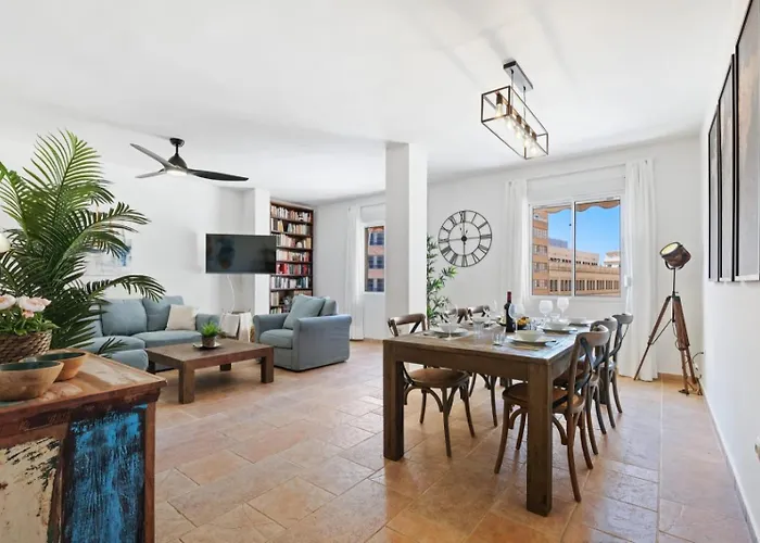 Apartamento NT Centro Ciudad - Catedral&Parking Málaga