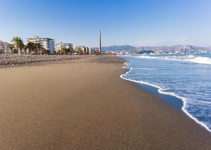 Vacaciones en malaga playa misericordia, cerca aeropuerto