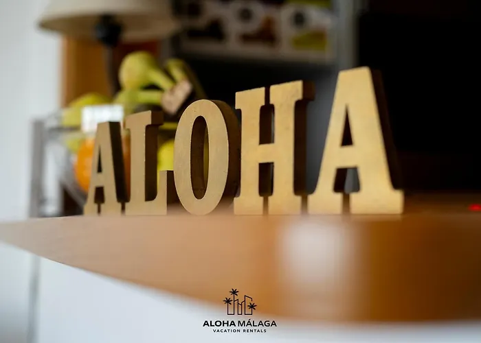 Apartamento ALMAR Puerto by AlohaMálaga