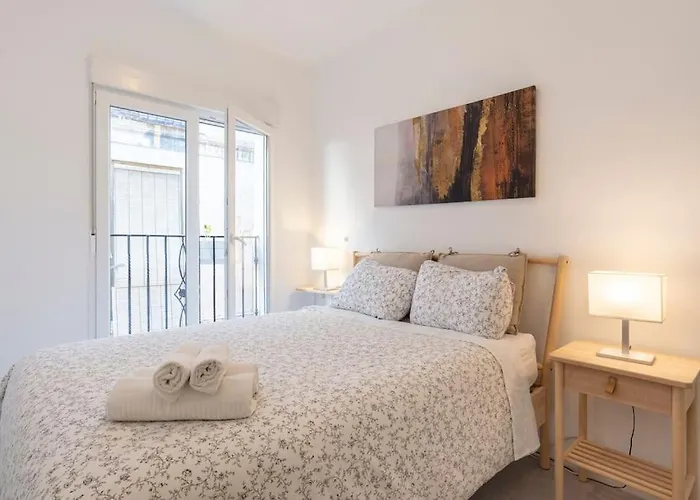 3 Bedroom Flat In Historic Centre Málaga