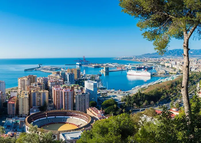 Villa Venecia, Apartamento de Lujo en 1º línea de playa + parking Málaga