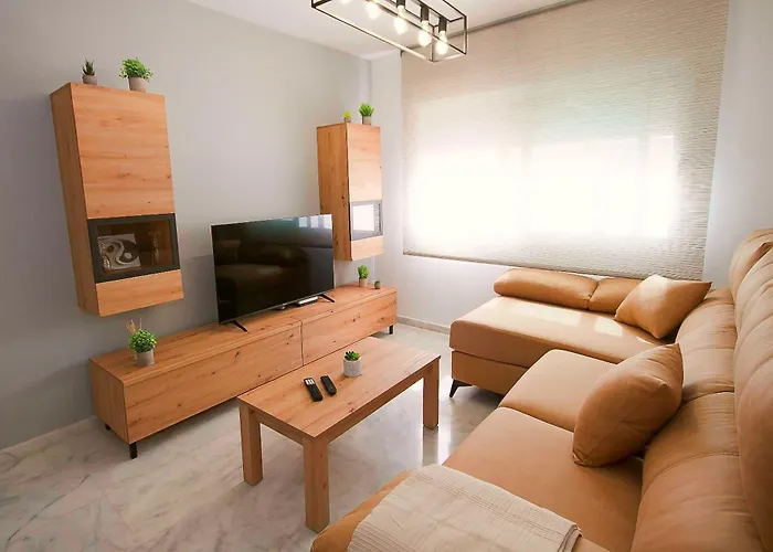 Ave Huelin 3Rooms - Alojamiento con Parking y AC Málaga