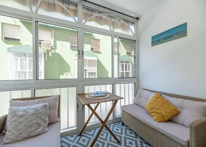Encantador Apartamento Cerca Del Mar Málaga