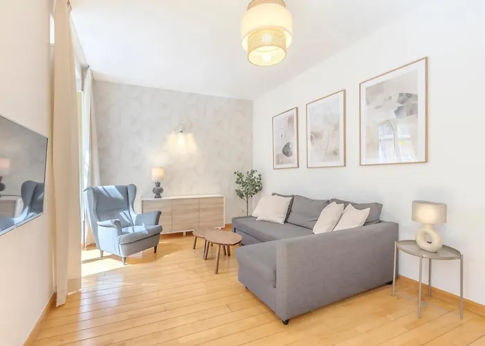 Apartamento BHost - Ancha del Carmen Málaga