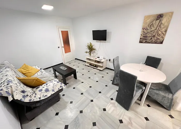 Apartamento La Gran Playa,Piscina Terraza y parking 8 personas Málaga
