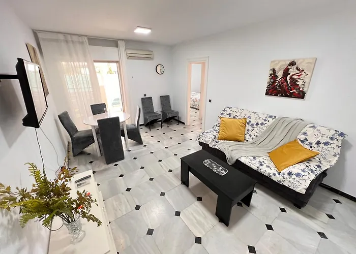 Apartamento La Gran Playa,Piscina Terraza y parking 8 personas Málaga