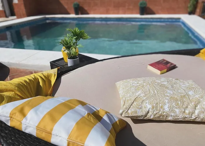 Apartamento Hevres El Capricho Málaga