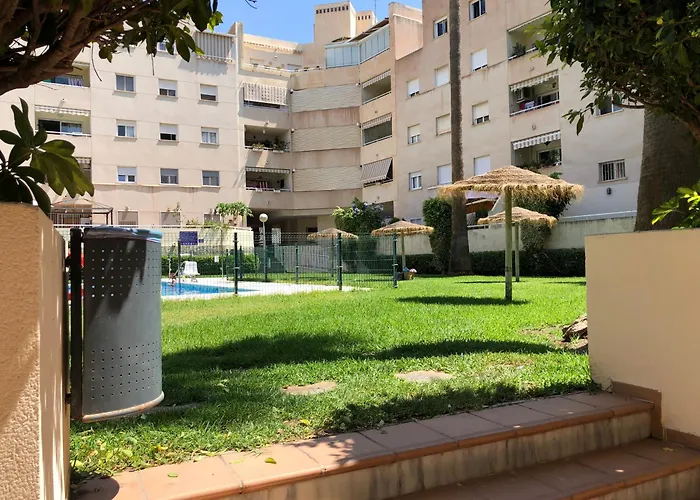 Apartamento Teatinos Pool Málaga