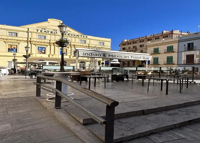 Estudio Doña Inés centro air con wifi Andra Málaga