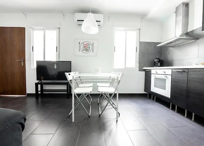 Fun Building Flats By Homeabout Málaga