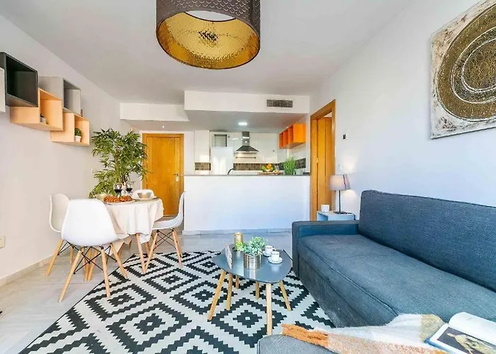 Deluxe Apartments With Parking - Carlos Haya Málaga