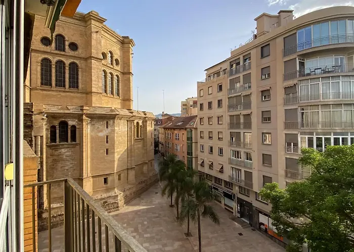 3 Rooms y 3 baths Catedral Málaga