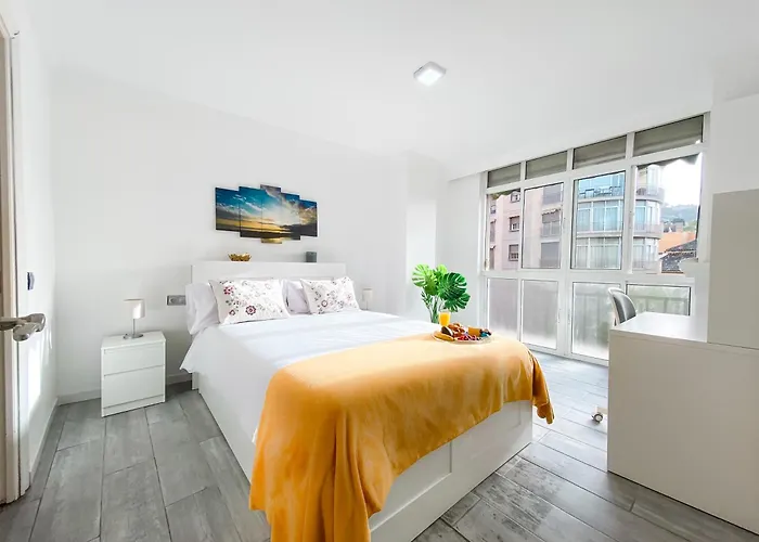 3 Rooms y 3 baths Catedral Málaga