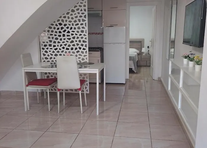 apartamento serrano con terraza Málaga
