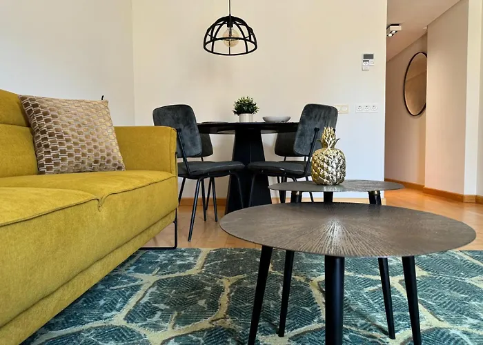Stijlvol appartement in bruisend Málaga FREE parking
