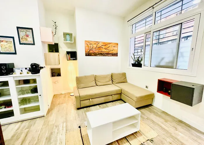 Apartamento Completo y con buena ubicación P2 Málaga
