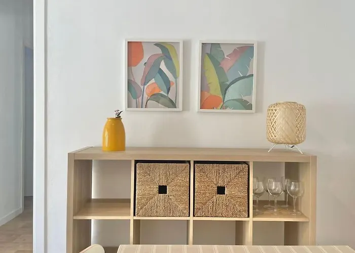 3 habitaciones, terraza y a 200 metros de la playa Málaga