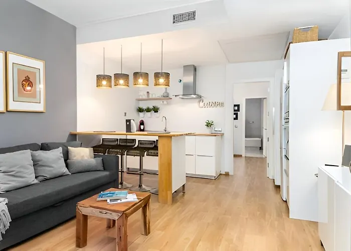 Apartamento Trinidad con Parking by Dossan Málaga
